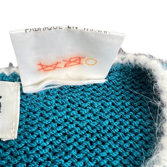 Vintage Franco Valeri sweater angora and rayon acrylic blend. Size medium - Picture 3 of 4